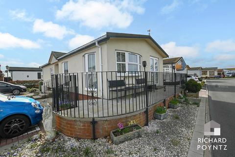2 bedroom park home for sale, Kings Park Creek Road, Canvey Island SS8