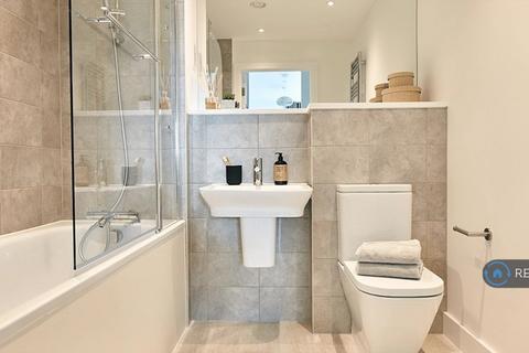 1 bedroom flat to rent, Barking Wharf Square, Barking, IG11