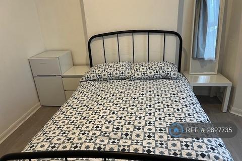 undefined, Blackhorse Lane, London, E17