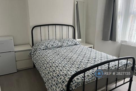 undefined, Blackhorse Lane, London, E17