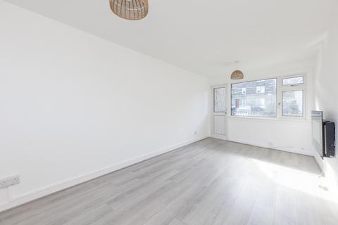 undefined, 20/3 Annfield, Newhaven, EH6 4JF