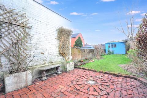 undefined, Albert Street, Stone