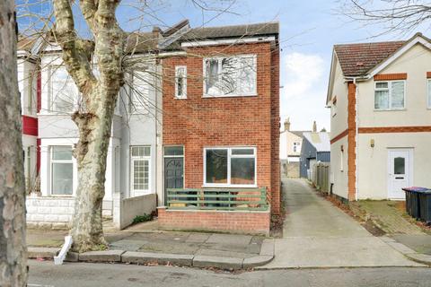 undefined, St. Helens Road, Westcliff-on-sea, SS0