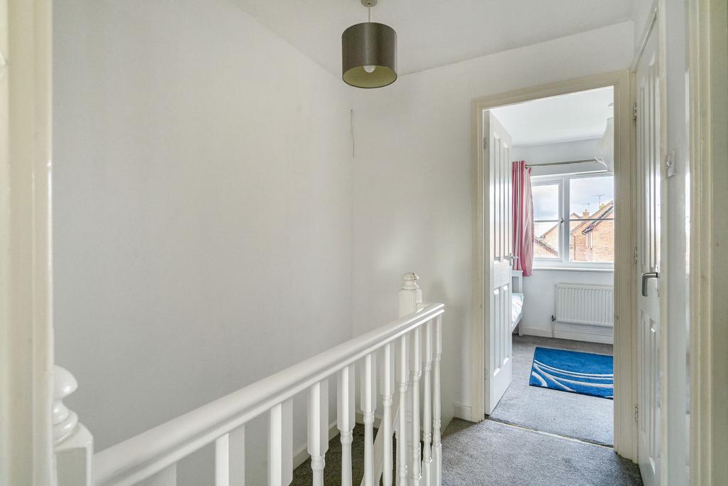 5 Short Lane - Image 12