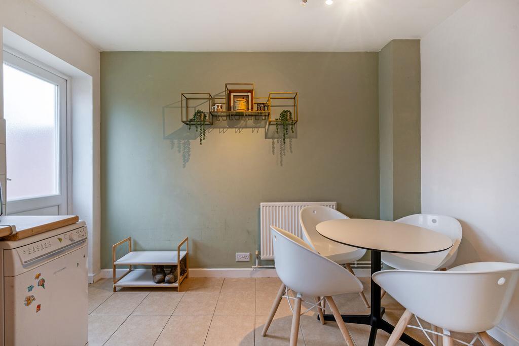 5 Short Lane - Image 10