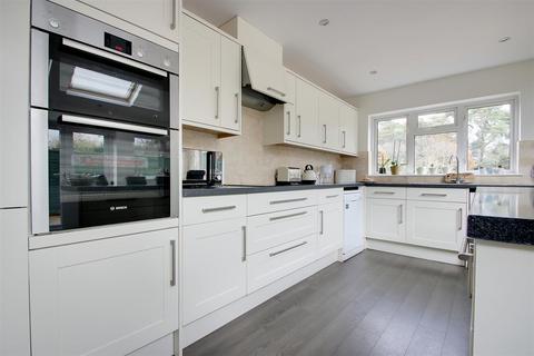 undefined, Bellingdon, Chesham