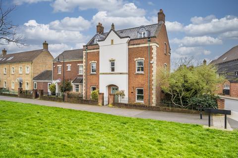 undefined, East Wichel Way, Swindon SN1