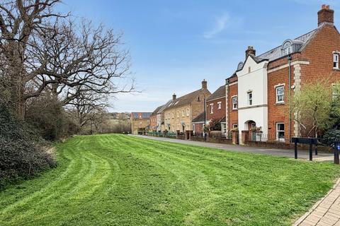 5 bedroom detached house for sale, East Wichel Way, Swindon SN1