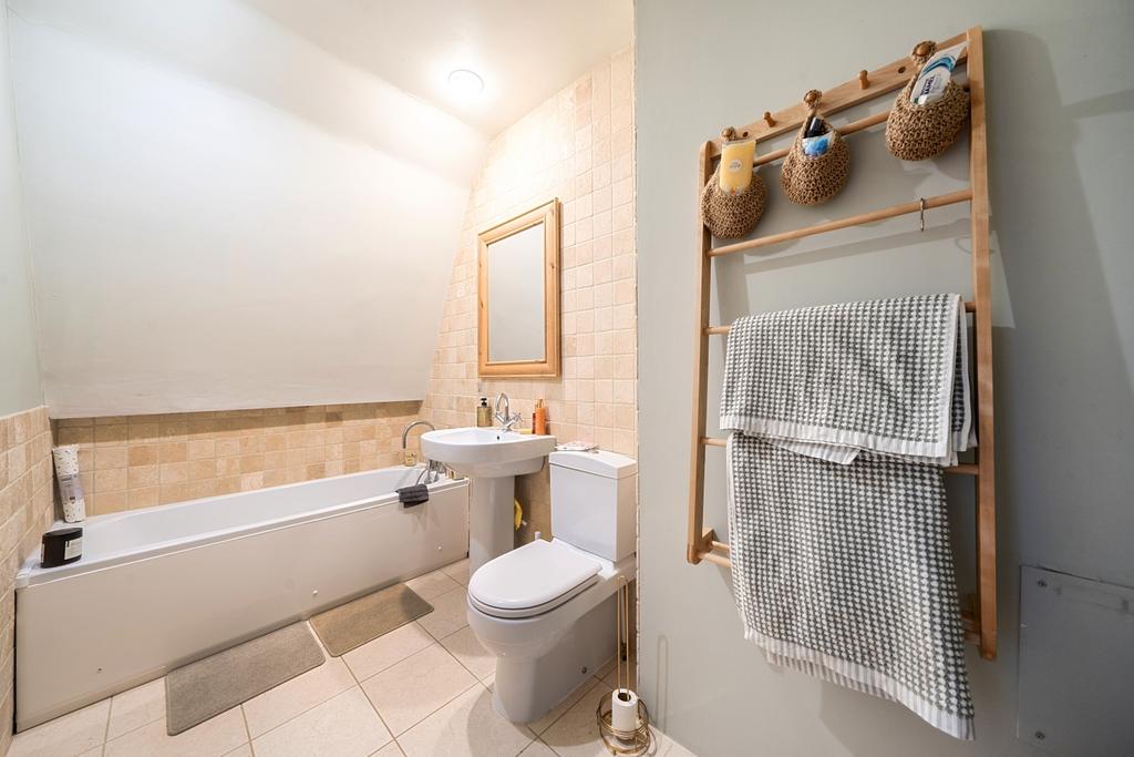Ensuite Bathroom
