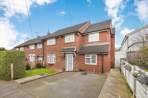 4 bedroom end of terrace house for sale, Whitehills Road, Loughton IG10