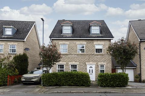5 bedroom detached house for sale, Blackthorn Drive, Huddersfield HD3