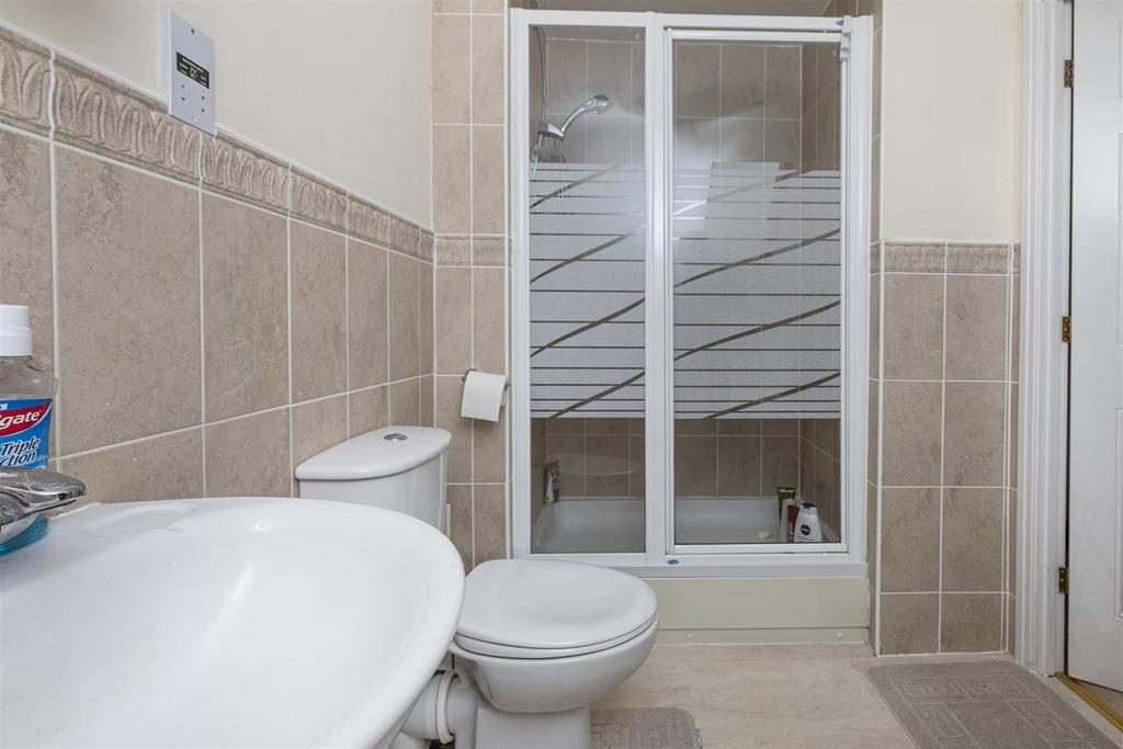 En Suite Shower Room