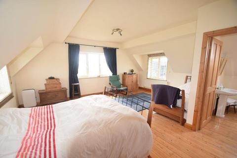 5 bedroom detached house to rent, Smith, Kynnersley Drive