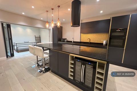 2 bedroom maisonette to rent, Dawes Road, London Fulham, SW6
