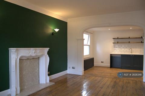 undefined, Forest Road West, Nottingham, NG7