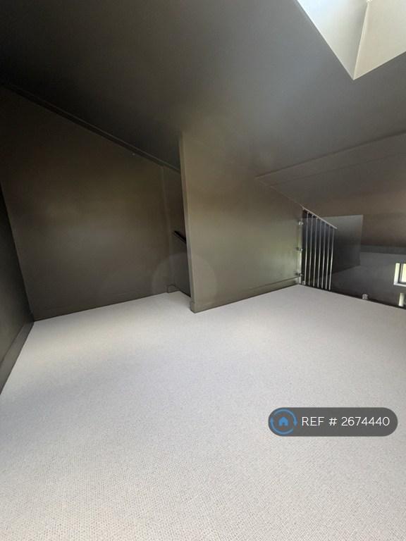 Mezzanie Bedroom 1