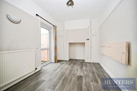 2 bedroom semi-detached house for sale, Apperley Road, Apperley Bridge