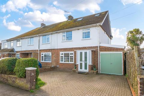 undefined, William Street, Gillingham ME8