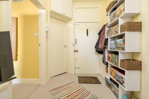 undefined, 4/3 Millar Place, Morningside, Edinburgh, EH10 5HJ