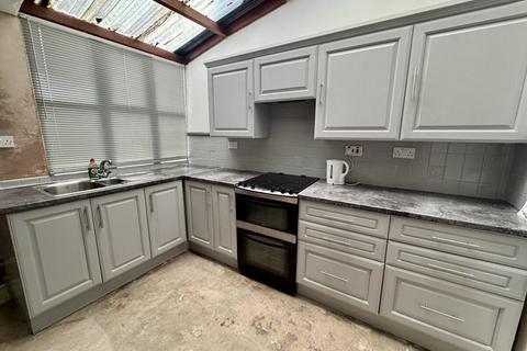 2 bedroom terraced house for sale, Mountain View, Holyhead, Anglesey, LL65