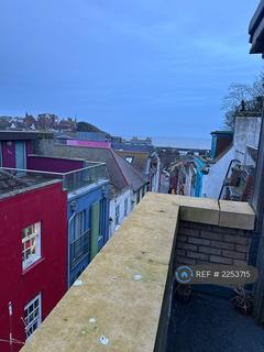 2 bedroom flat to rent, A, Folkestone, CT20
