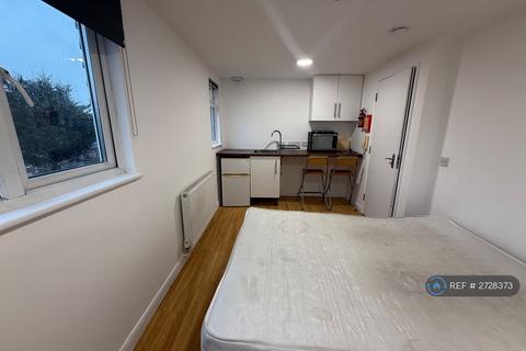 undefined, Woodstock Avenue, London, NW11