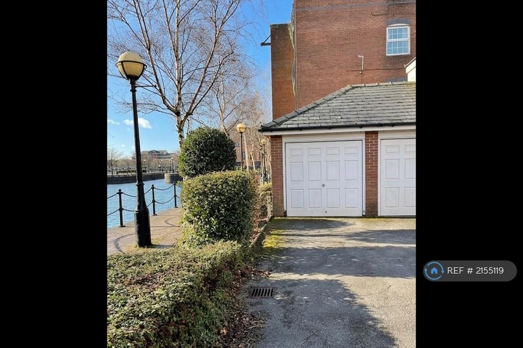 Private Garage