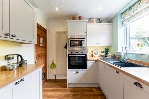 4 bedroom detached house for sale, East Lane, Northwich CW8