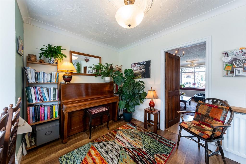 18 East Lane-008.jpg