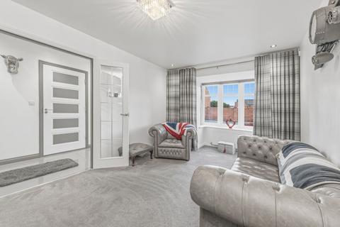 4 bedroom detached house for sale, Heatherfields Crescent, New Rossington, Doncaster, DN11 0TY