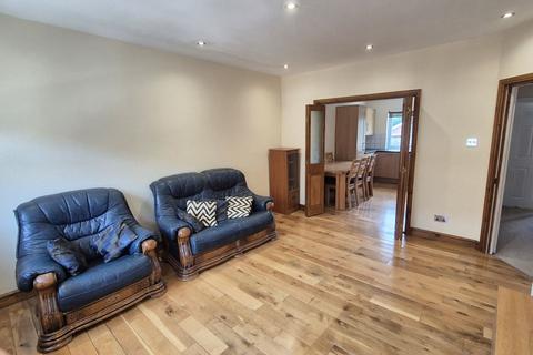 undefined, Chiltern Drive, Surbiton KT5