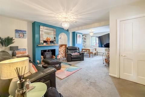 3 bedroom semi-detached house for sale, Church Lane, Worlington