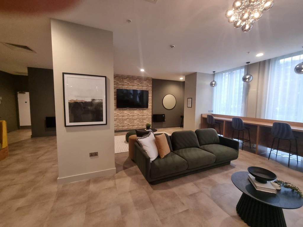 Lounge 2