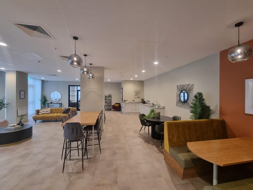 Lounge 1
