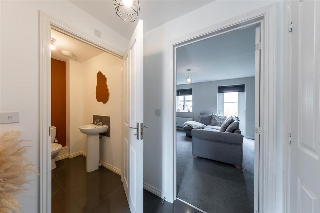 2 St James Court-012.jpg