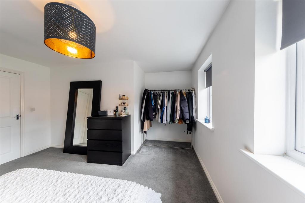 2 St James Court-017.jpg