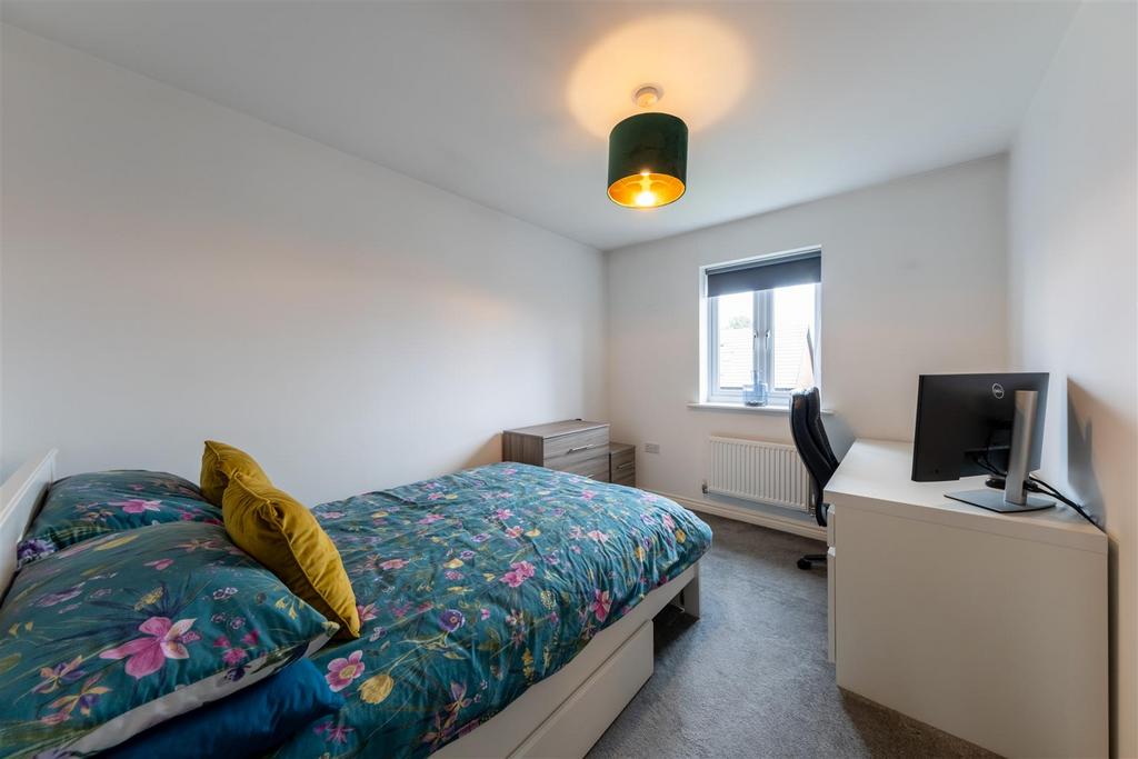 2 St James Court-019.jpg