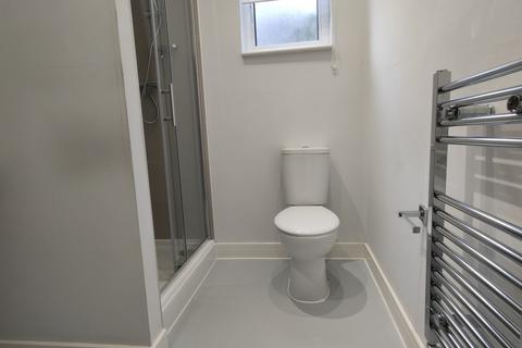 Terraced house to rent, Salisbury Road, Chatham ME4