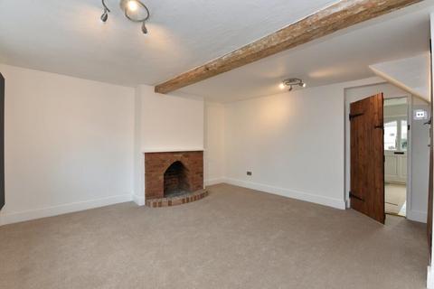 3 bedroom terraced house for sale, London Road, Chippenham SN15