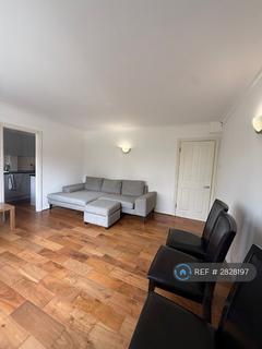 1 bedroom flat to rent, Dunraven Drive, Enfield, EN2