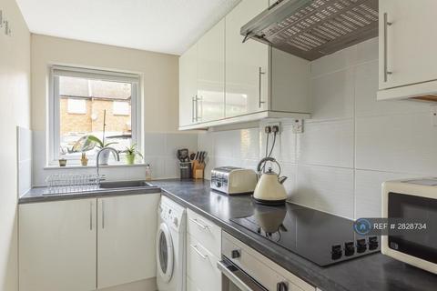 undefined, Bowes Road, Thatcham, RG19