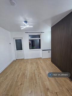 2 bedroom end of terrace house to rent, Carnarvon Grove, Sutton-In-Ashfield, NG17