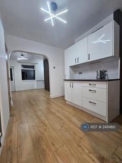 2 bedroom end of terrace house to rent, Carnarvon Grove, Sutton-In-Ashfield, NG17