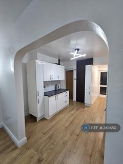 2 bedroom end of terrace house to rent, Carnarvon Grove, Sutton-In-Ashfield, NG17