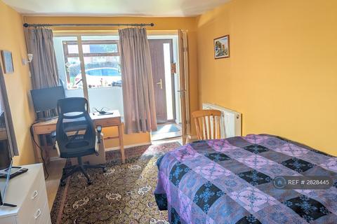 undefined, Vicarage Lane, Swindon, SN6
