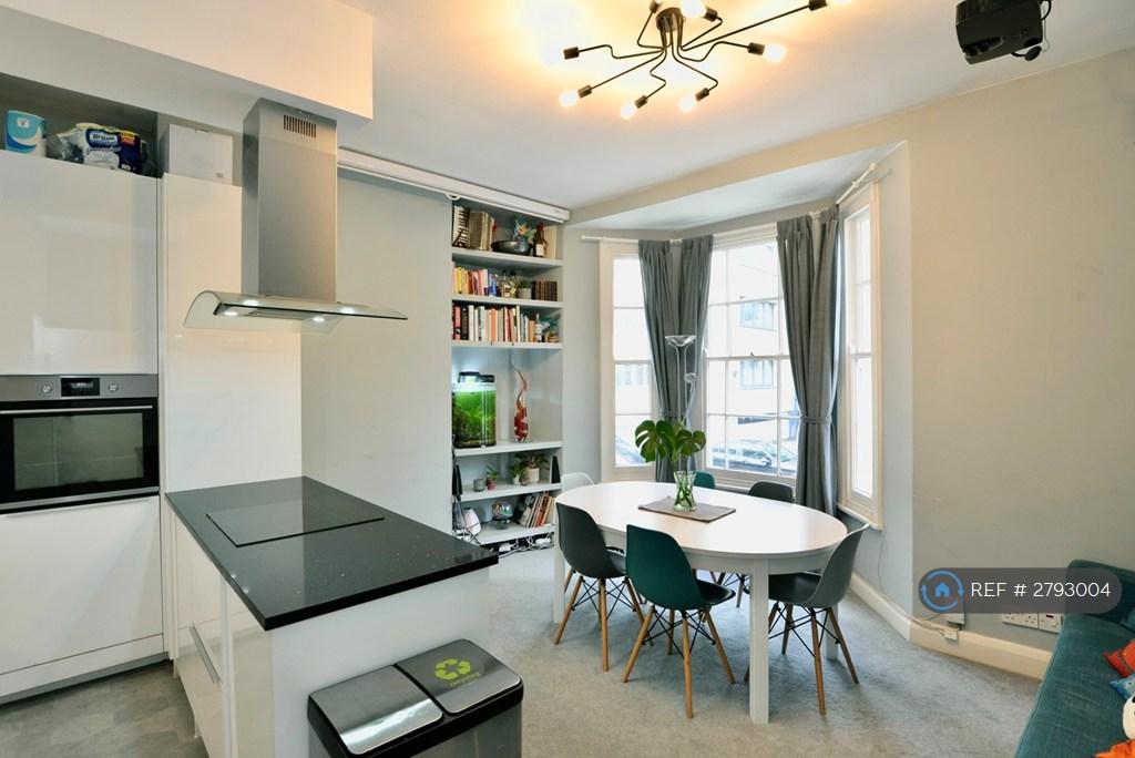 Kitchen/Living