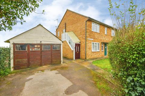 2 bedroom maisonette for sale, Bloxham Road, Milcombe, Banbury, Oxfordshire, OX15