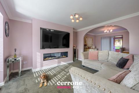 4 bedroom detached house for sale, Meadowvale Road, Bromsgrove B60