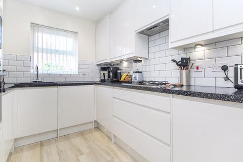 3 bedroom end of terrace house for sale, Langlands Road, Bedford MK41