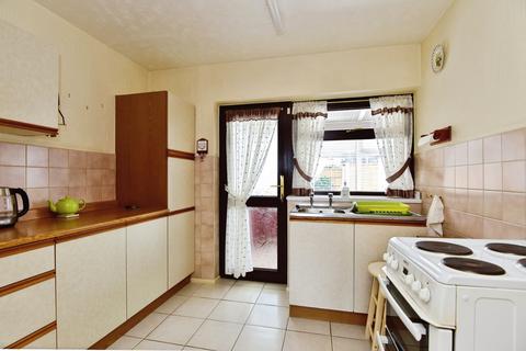 undefined, Chell Heath Road, Stoke-on-Trent, ST6